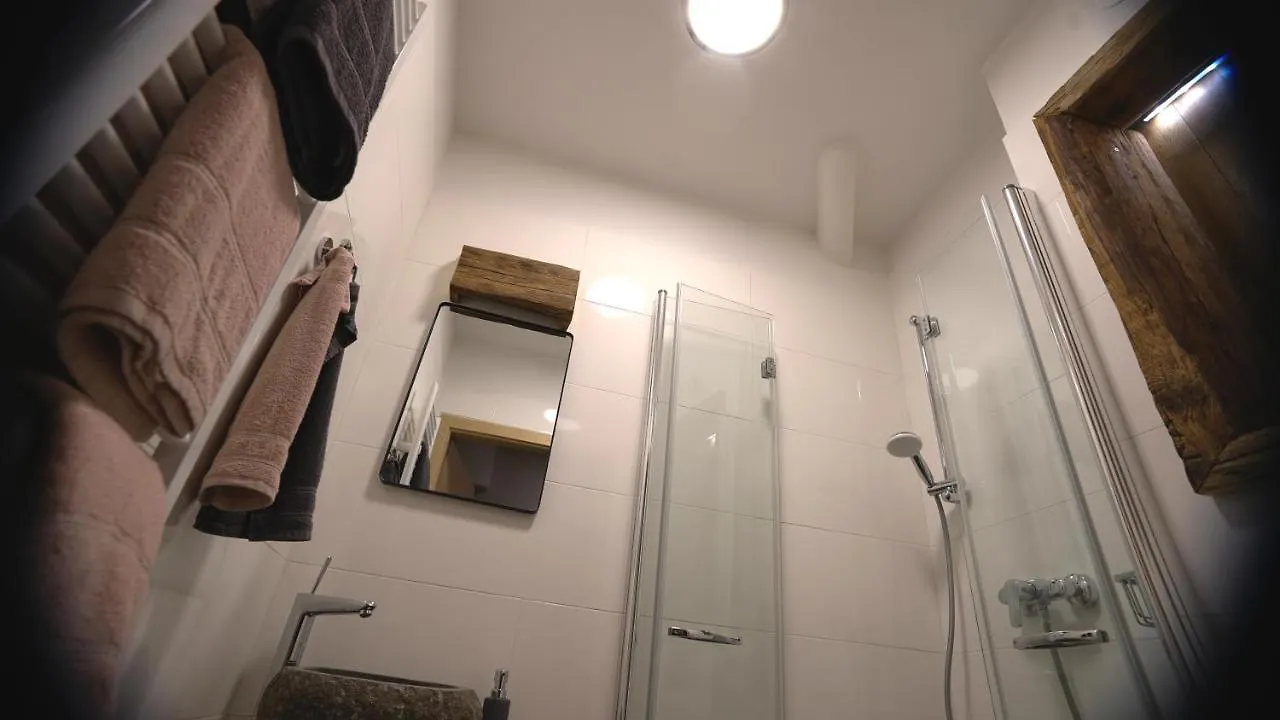 Mad In Vienna Apartment 0*,  Austria